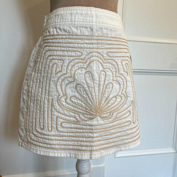 Lez a Lez White Embroidered Skirt Sz 28 - Picture 3 of 12